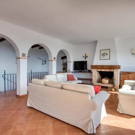 Casa De Lujo Con Piscina Privada En - Es-360-6 Nyaraló *